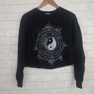 Freeze black crop sweatshirt